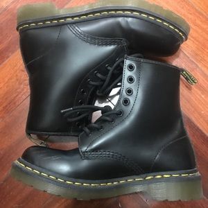 doc martens size 7!!